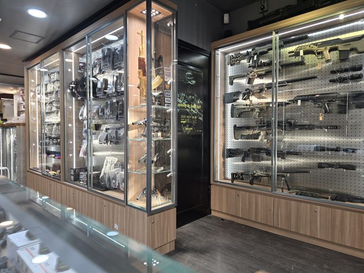 旺角廣華街 — BANG BANG 氣槍專門店全面裝修
